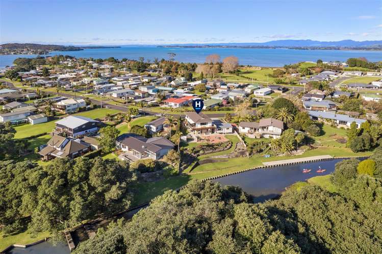 46 Roretana Drive Athenree_23