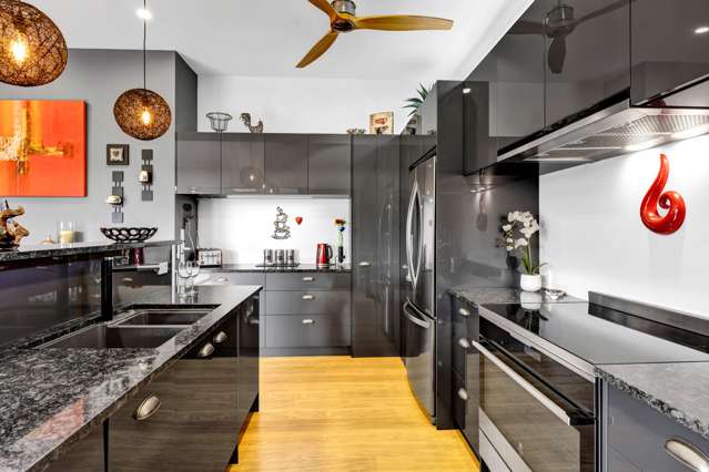 11a Mace Terrace Oakura_1