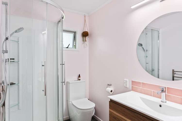 22 Pine Street Mangapapa_9