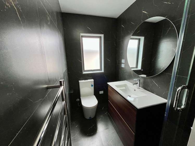 2/2145 Great North Road Avondale_4