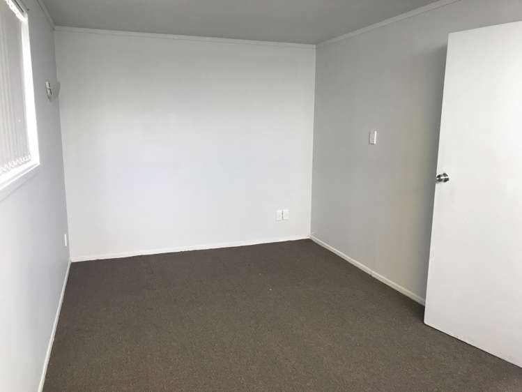 2 Cramond Drive Mangere East_11