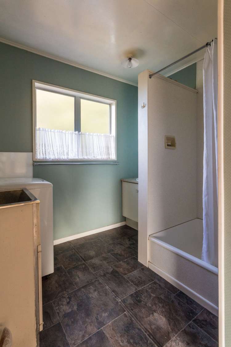 147 Capell Avenue Lake Hawea_12