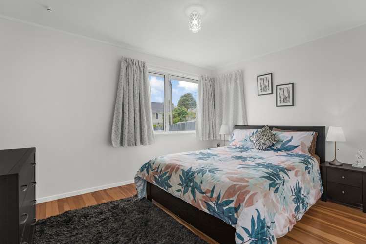 63 Mark Avenue Paparangi_7