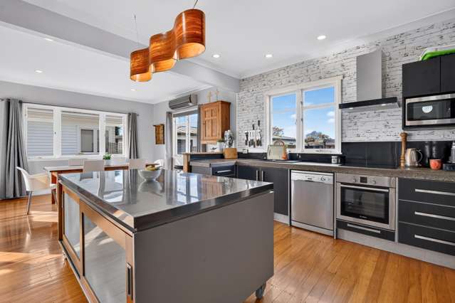 236 Kennedy Road Onekawa_3