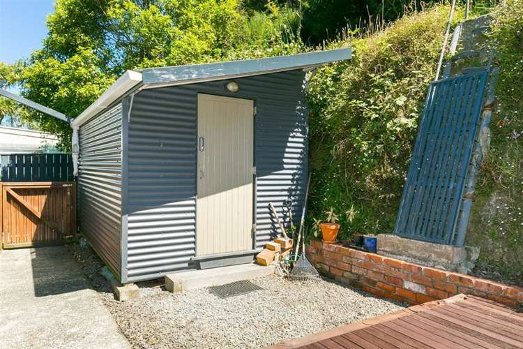 320 Ohiro Road Brooklyn_16