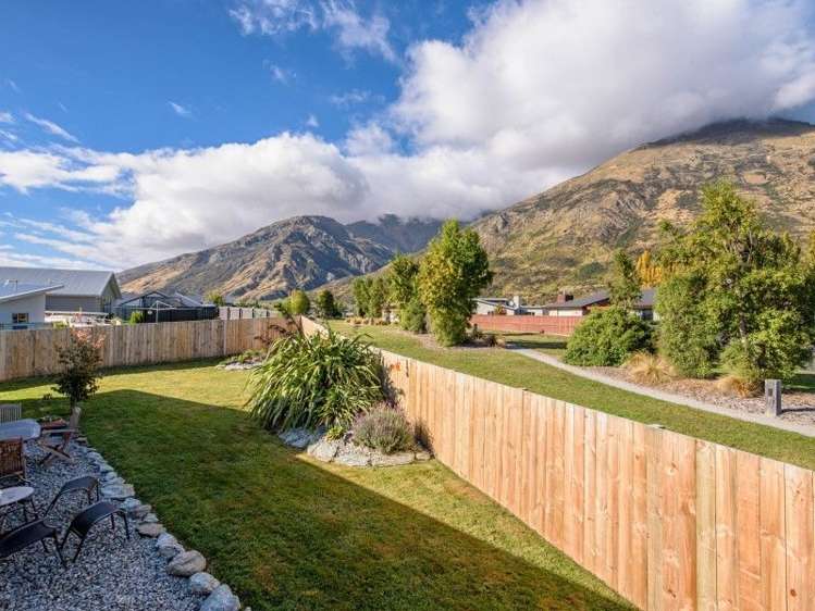 13 Quill Street Dalefield/Wakatipu Basin_19