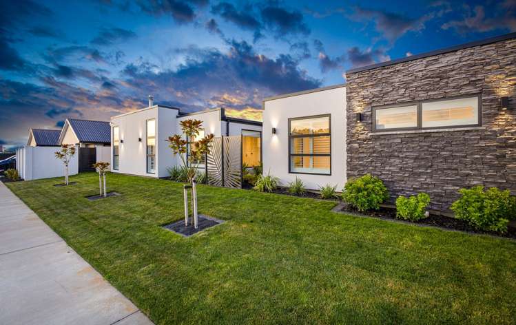 1 Moraine Street Lincoln_21