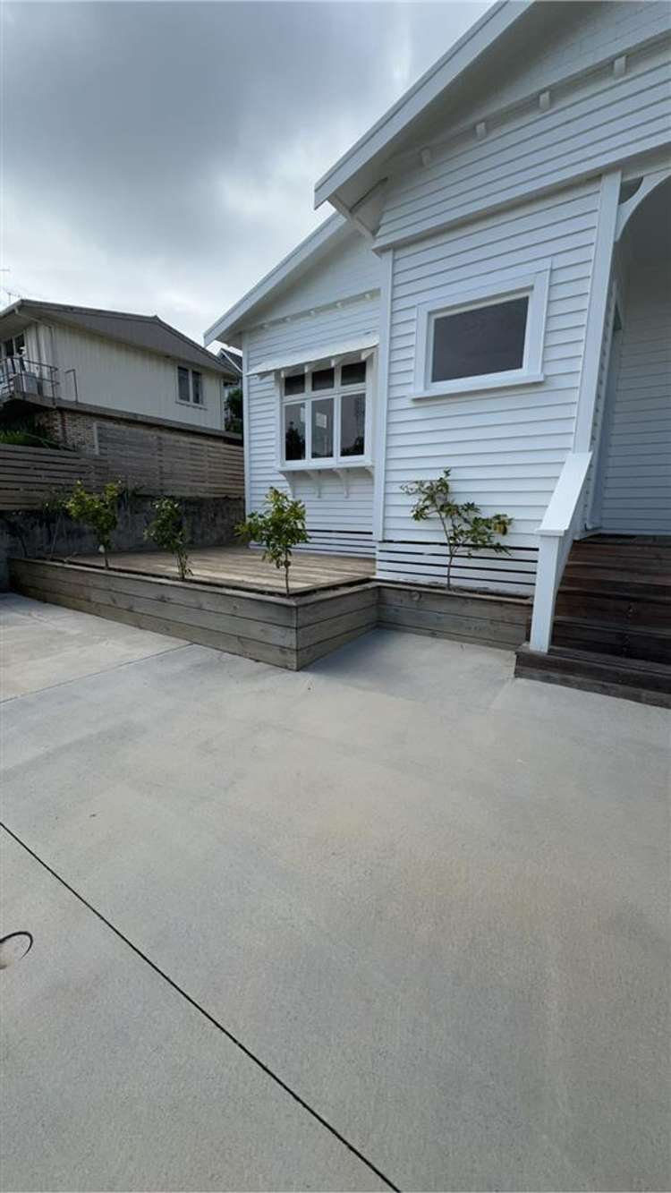 51 Vivian Street New Plymouth_10