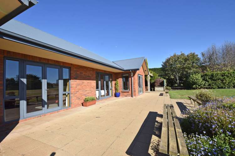 118 Roslyn Road Roslyn Bush_18