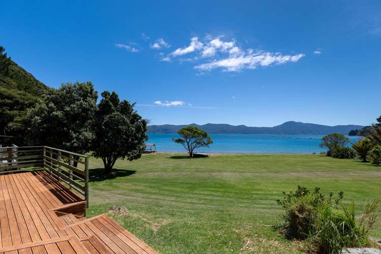 358 St Kilda Road Admiralty Bay_10