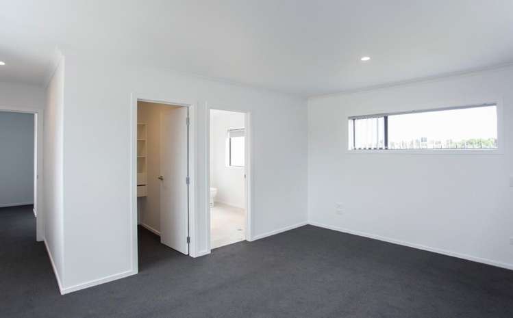 20 Charlotte Crescent Dinsdale_3