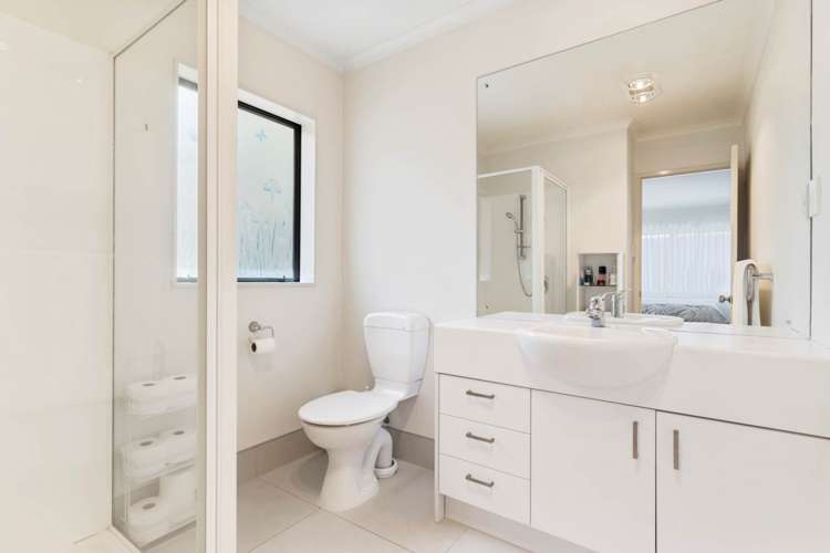 17 Heyington Way East Tamaki Heights_25