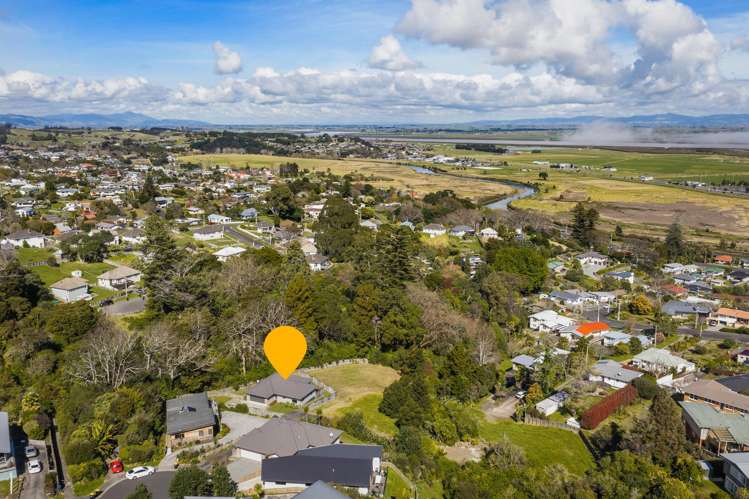 128 Korokoro Crescent Thames_18