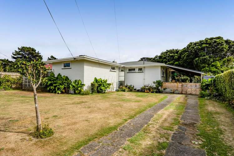 6 Charles Major Place Hawera_1