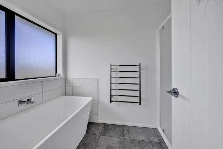 271 Ohangai Road Hawera_19