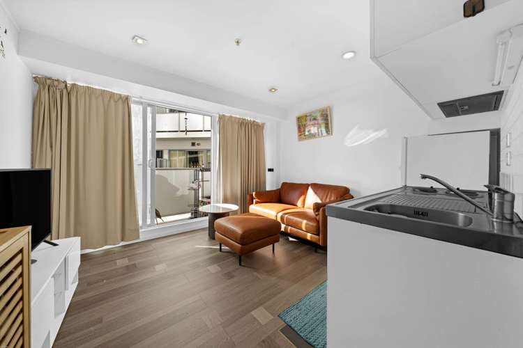 111/430 Queen Street_4