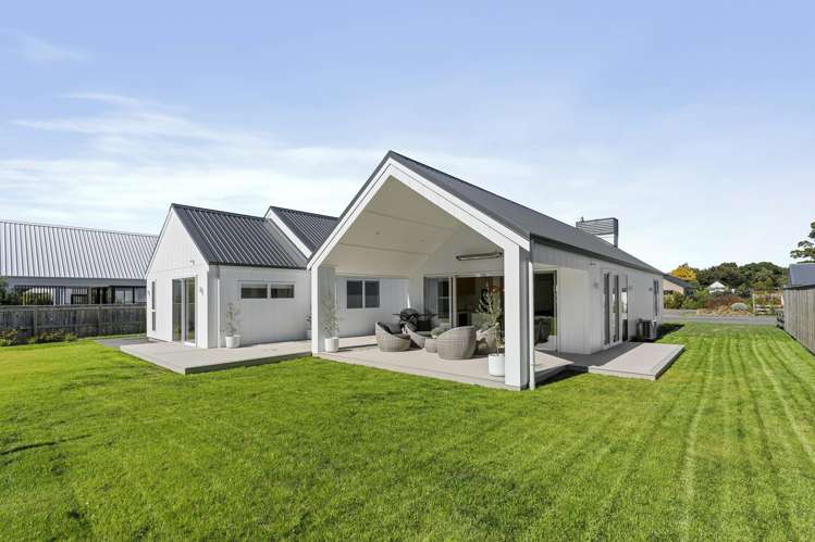 3 Matai Grove Greytown_21