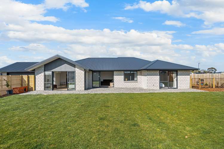 42 Blunden Road Lincoln_21