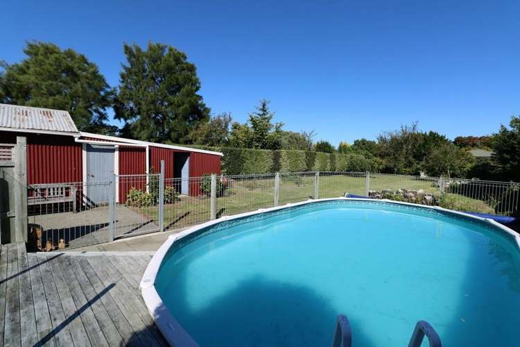 31 Clifton Avenue Carterton_21