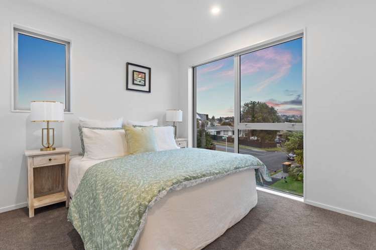 26B Trojan Crescent New Lynn_12