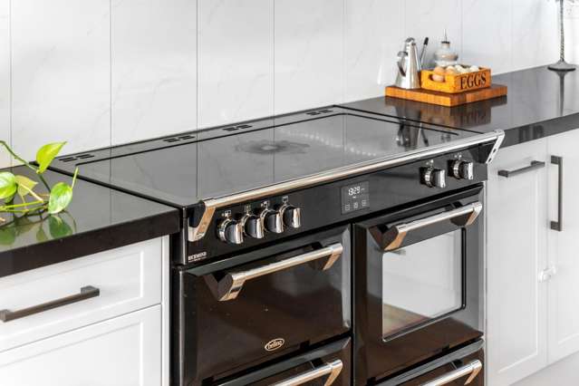 33 Law Crescent Horotiu_4