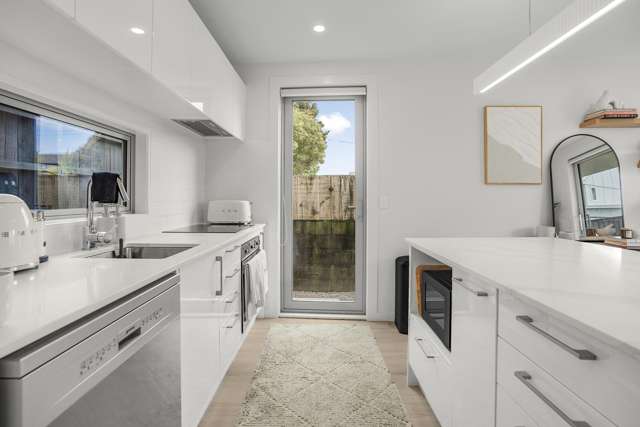 52A Durham Crescent Fairfield_1