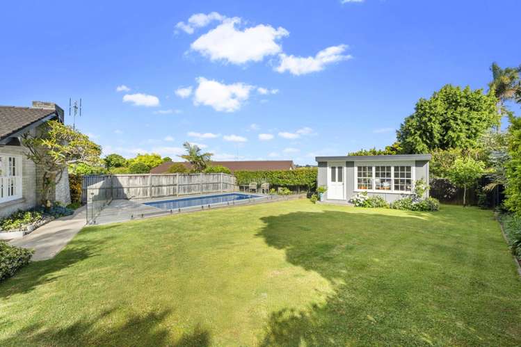 16 Beaconview Rise Farm Cove_22