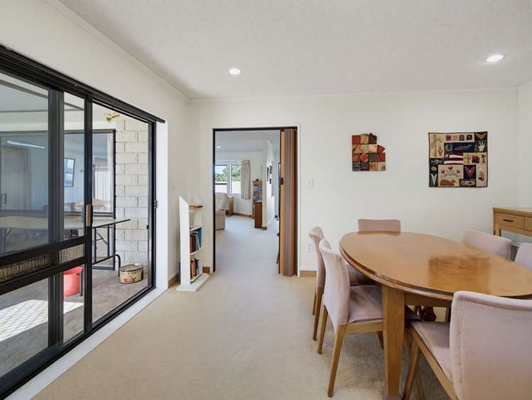 137 Avenue Road Greenmeadows_12