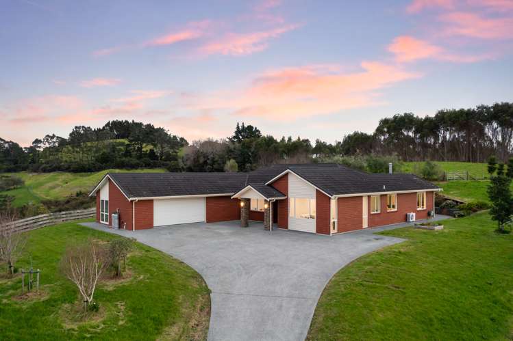 1526a Weranui Road Wainui_25