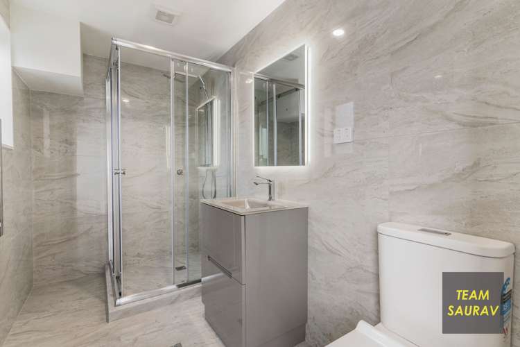 8/16 Clark Road Pahurehure_3