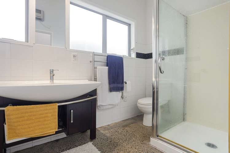 2B Roach Street Maeroa_12