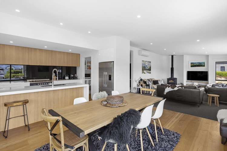 75 Infinity Drive Wanaka_9