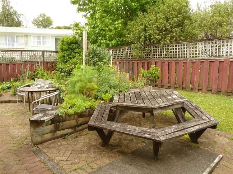 146 Brunton Crescent Thames_13