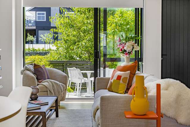 3/37 Glen Atkinson Street St Heliers_1