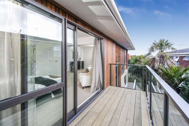 1/27 Waitemata Road Hauraki_18