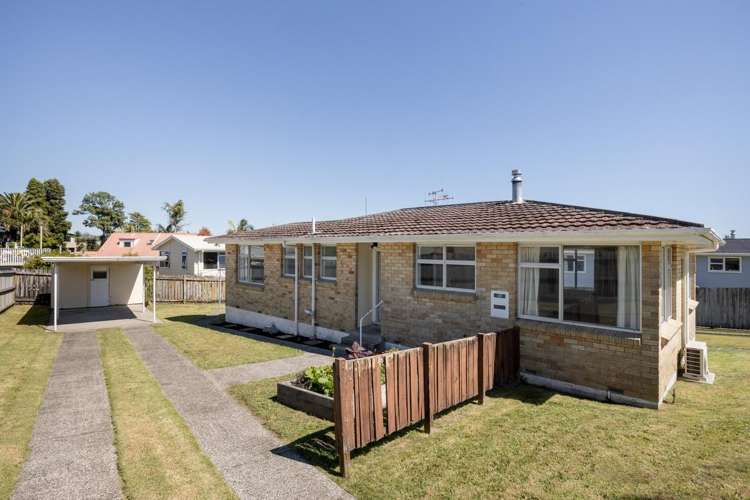 12 Rangataua Street Welcome Bay_14