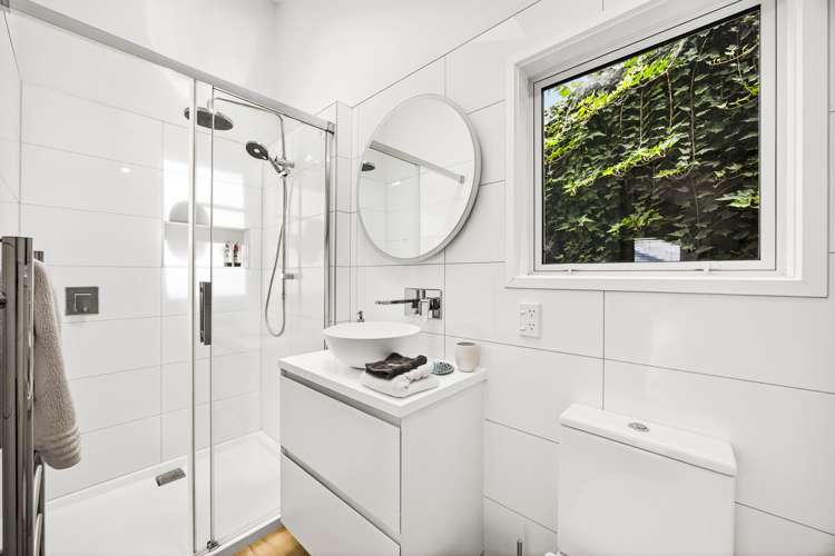 61B Te Kawa Road Greenlane_14