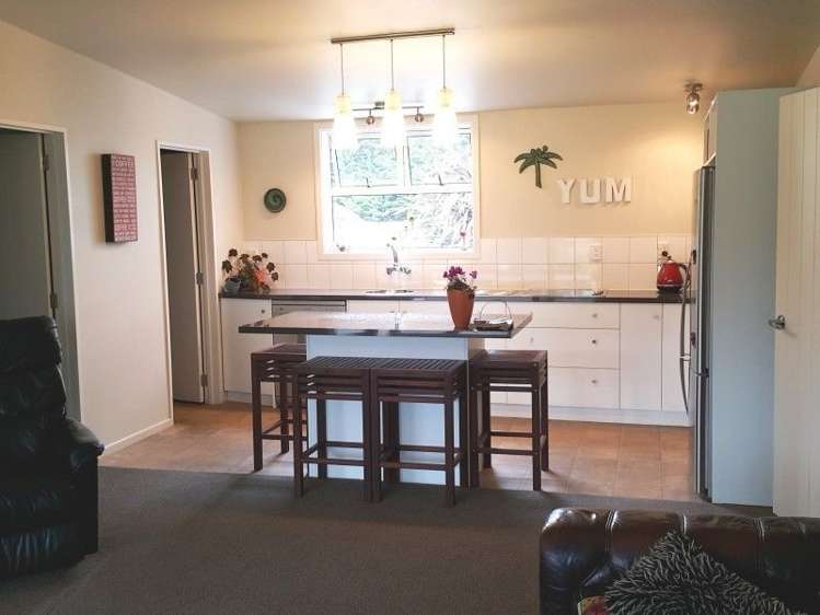 135 Seven Sisters Road Waitohi_13