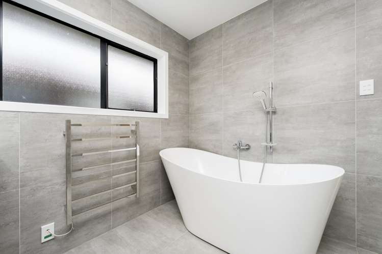 14 Rhinevale Close Henderson_15