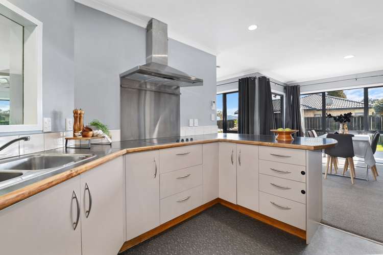 4 Courtenay Place Owhata_5