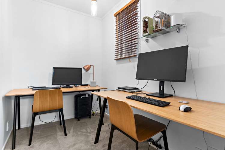 7 Rauhuia Crescent Parau_22