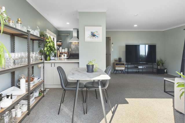 35B Henderson Crescent Gate Pa_4