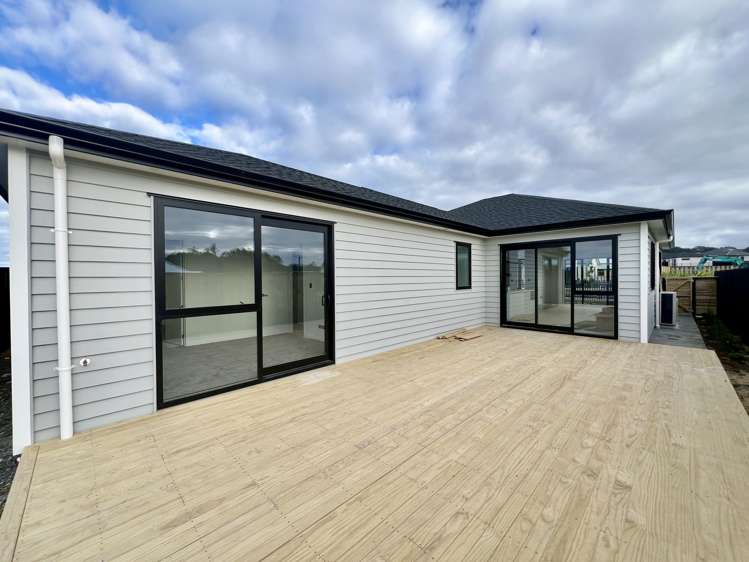 106 Waiwai Drive Milldale_17