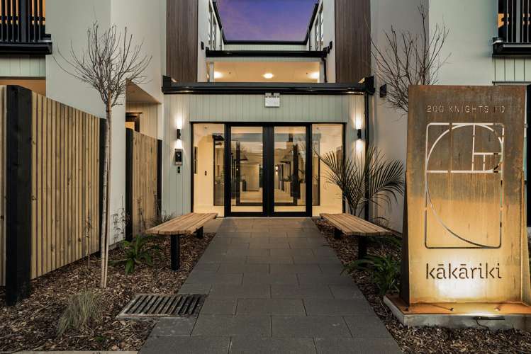 13/200 Knights Road Hutt Central_25