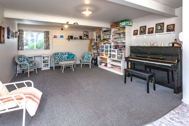 114 Whitehead Way Thames_17