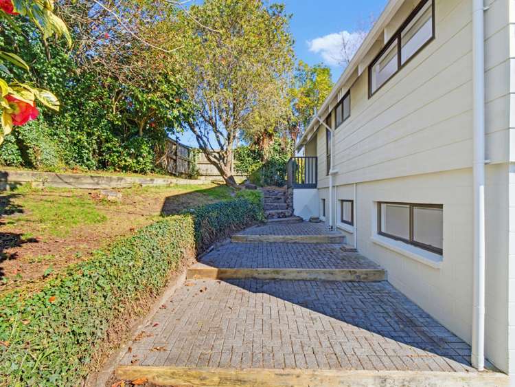 22 Alastair Avenue Owhata_24