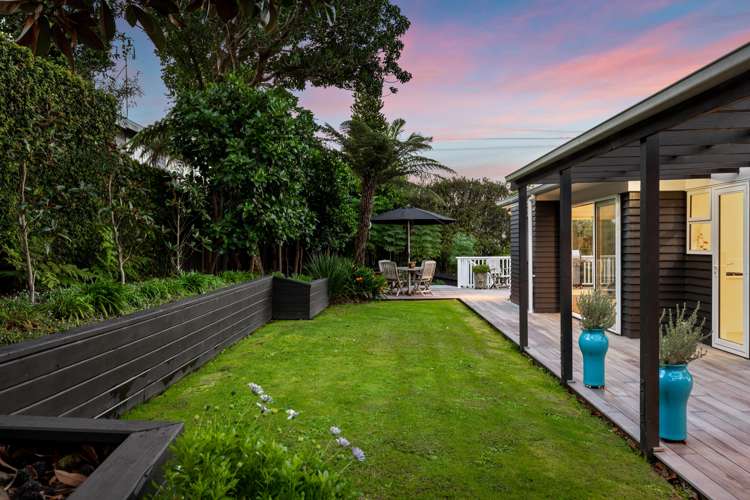 37 Eastcliffe Road Castor Bay_15