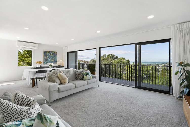 2/86 Seaview Road Castor Bay_7