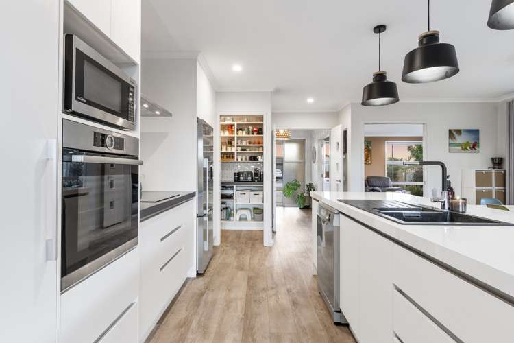 46 Drabble Crescent Papamoa_15