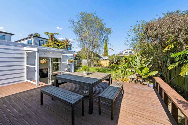 16 Locarno Avenue Sandringham_6